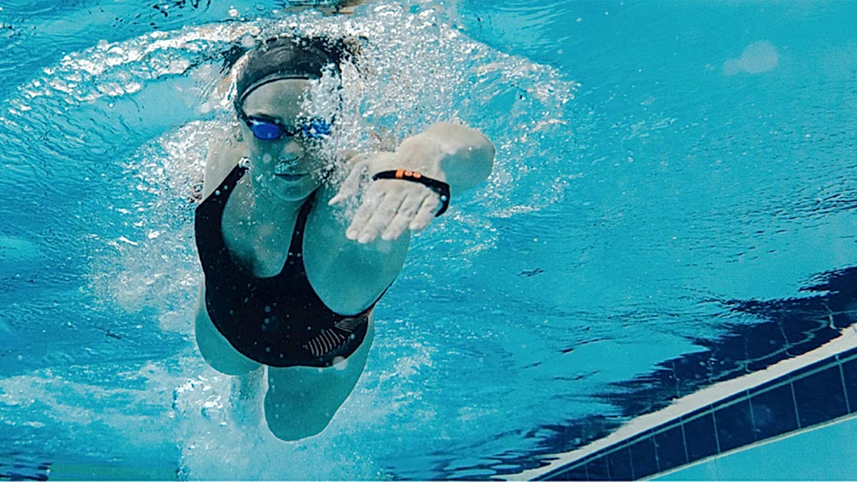 Athlete Tracking Swim Power In Pool With Eo Swimbetter